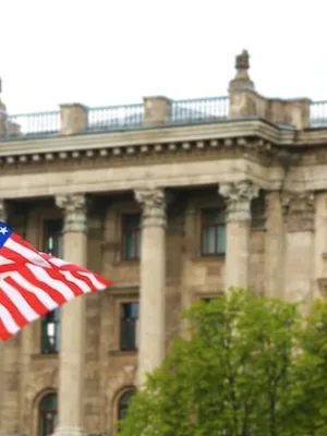 Analyzing US Foreign Policy: The New Administration's Approach - Cover Image