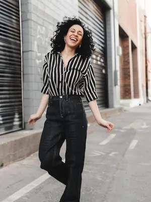 How to Style a Blazer: 5 Chic Ways to Wear This Classic Piece - Cover Image