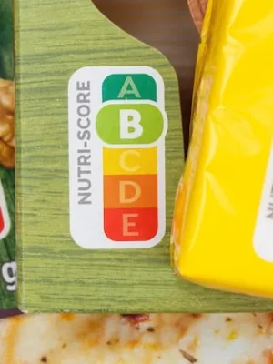Decoding Nutrition Labels: Your US Guide to Healthier Choices - Cover Image