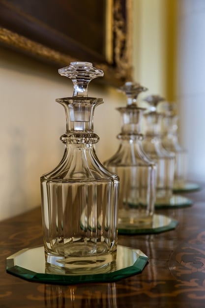 Decoding Niche Fragrances: Discovering Highly-Rated Gems in 2025