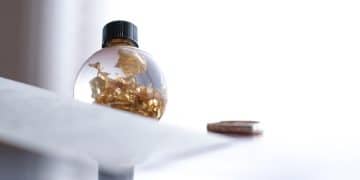 Unmasking Perfume Dupes: How to Spot Fake Fragrance Reviews - Cover Image