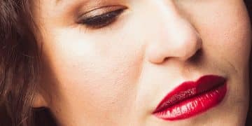 Bold Lip Mastery: Tips & Tricks for Perfect Application - Cover Image