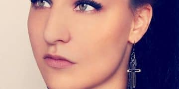 Transform Your Look: Eyebrow Shaping Trends in 2025 - Cover Image
