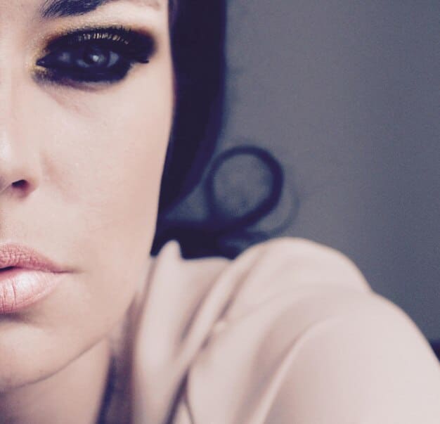 Smokey Eye Tutorial: Step-by-Step Guide for Beginners