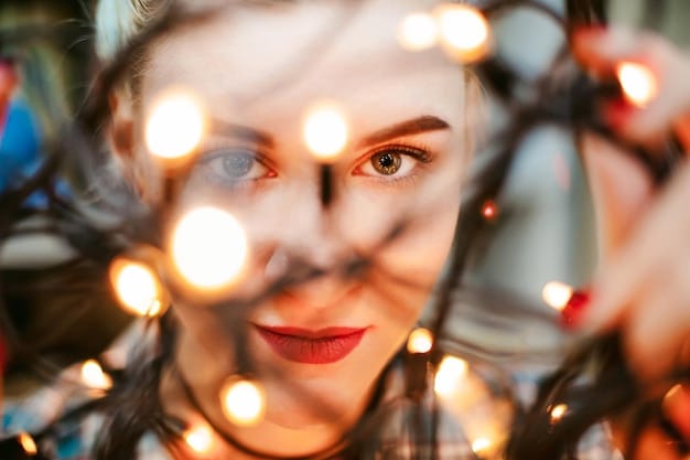 Winter Wonderland Makeup: Shimmer and Shine This Holiday!
