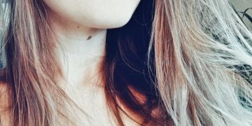 Winter Berry Lips: Perfect Shades & Long-Lasting Tips for Your Skin Tone - Cover Image