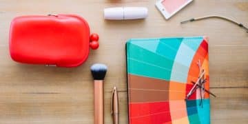 Summer Makeup Bag: Pack & Organize for Your Getaway - Cover Image