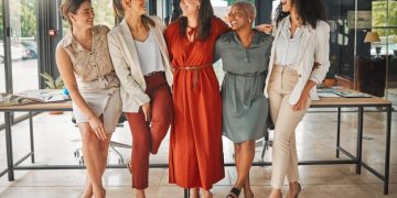 Body Shape Style Guide: Boost Confidence & Flatter Your Figure - Cover Image