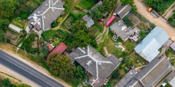 Analyzing the Impact of New US Environmental Regulations on Businesses - Cover Image